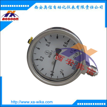 当低温罐内的介质传输至压力表时，它所能达到的温度是多少？